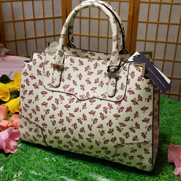 Rebecca Minkoff Handbags - A Rebecca Minkoff High Quality, Genuine Leather